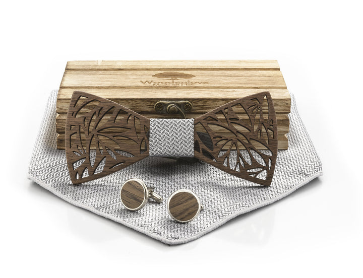 Beige Holzfliege von Woodenlove als Geschenkset mit Muster