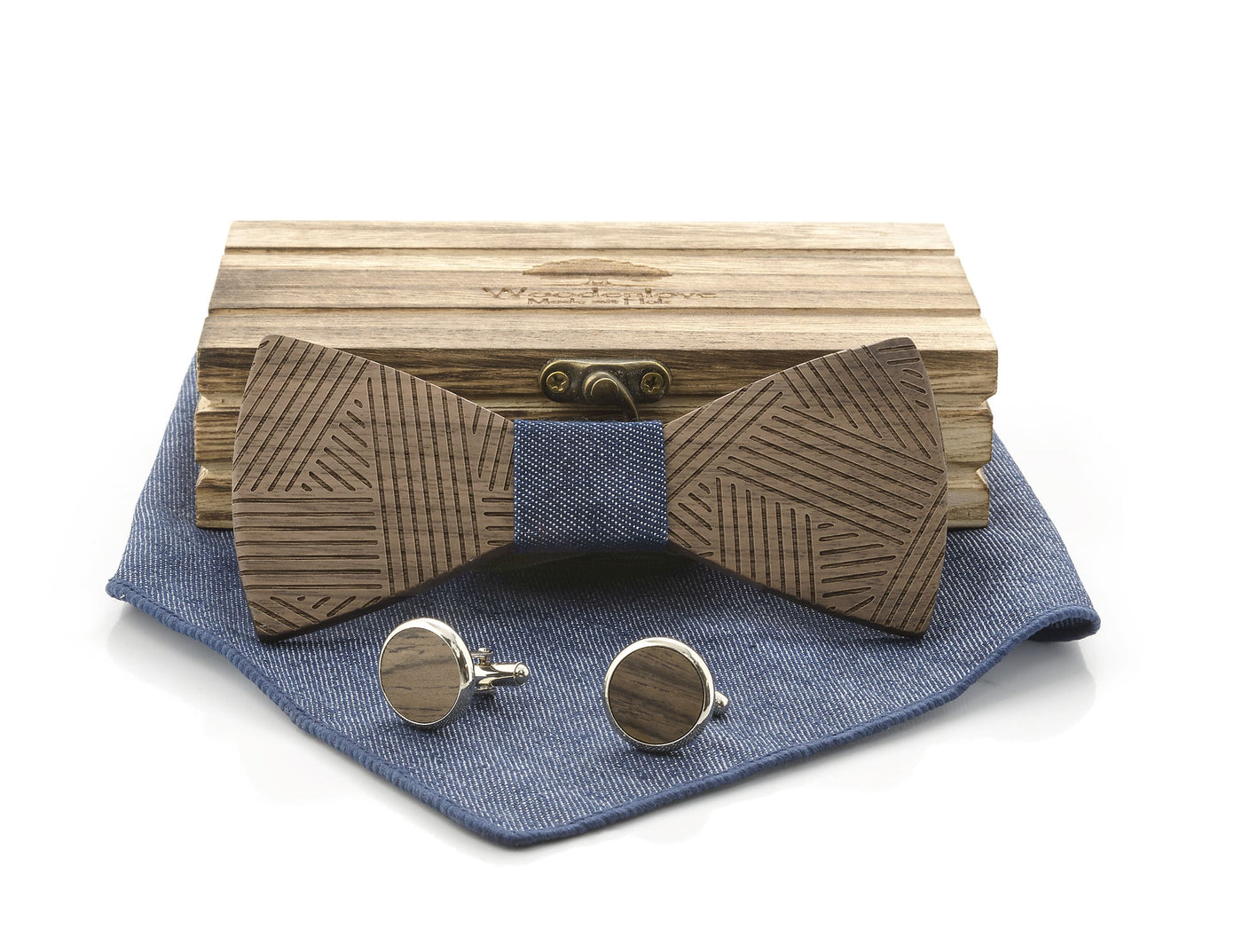 Holzfliege mit Rillen, Manschettenknöpfen und Einstecktuch Woodenlove