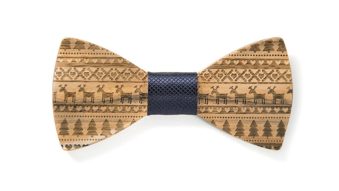 3D Holzfliege für Weihnachten mit Ugly Sweater Gravur und blauem Stoff