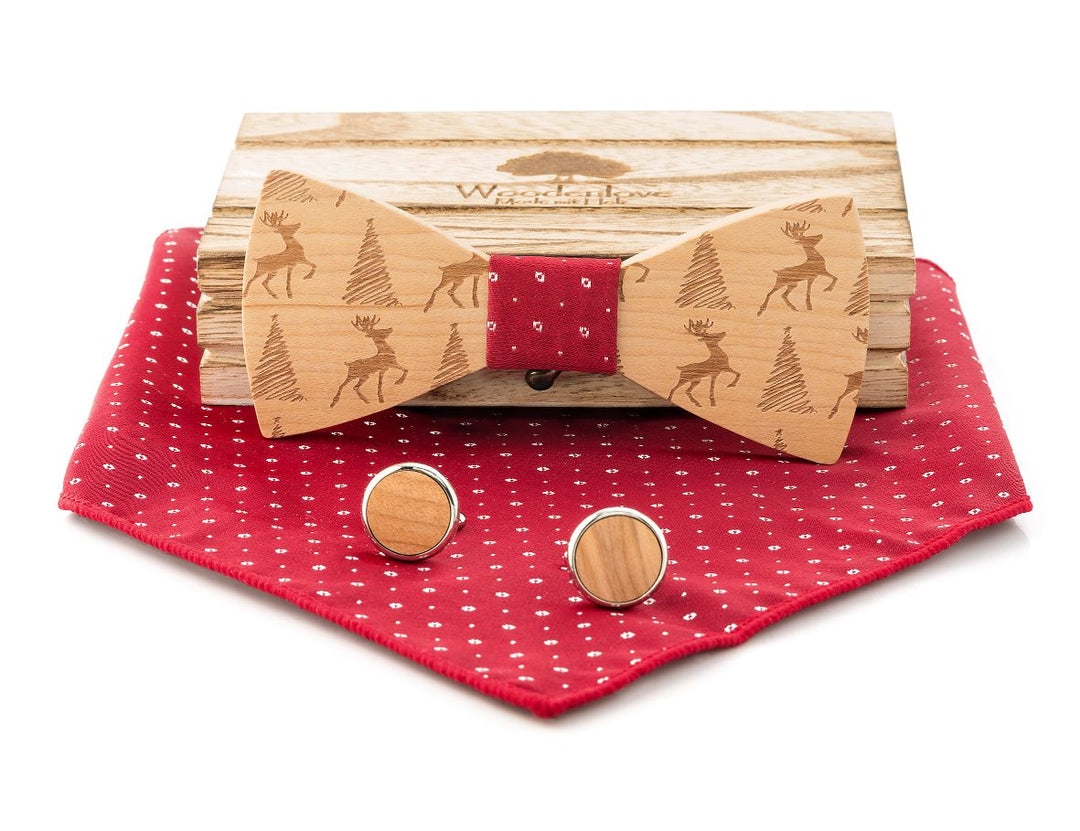 Set aus einer roten Holzfliege für Weihnachten mit Manschettenknöpfen und Motiven von Rentieren und Weihnachtsbäumen