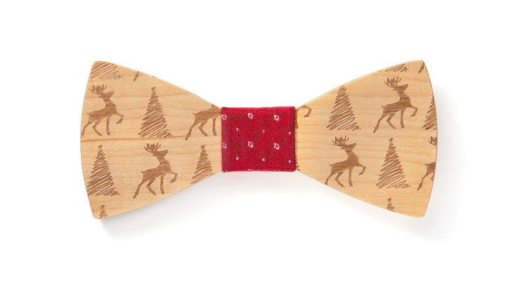 Weihnachtliche rote Holzfliege mit Rentier und Weihnachtsbaum Motiven